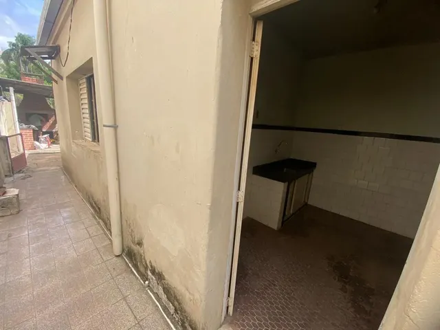 Imagem 10: Casa no Centro com 2 Dormitórios e 2 Vagas de Garagem