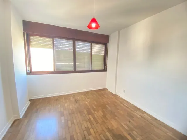 Imagem 8: APARTAMENTO AMPLO NO CENTRO – CONFORTO, SEGURANÇA E ESPAÇO DE SOBRA