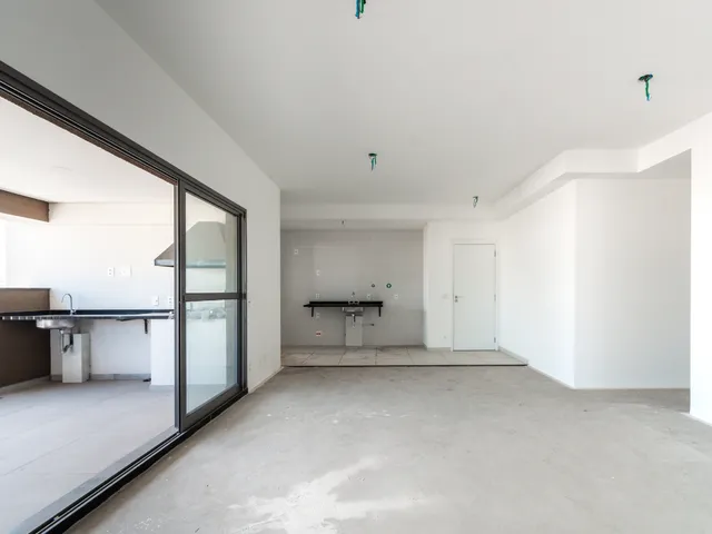 Imagem 13: Apartamento para venda em Vila Gumercindo com 3 quartos, sendo 2 suítes, 151m²