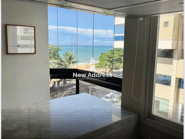 Imagem: O apartamento possui 2 Dormitórios, 1 Suíte, 2 Banheiros,