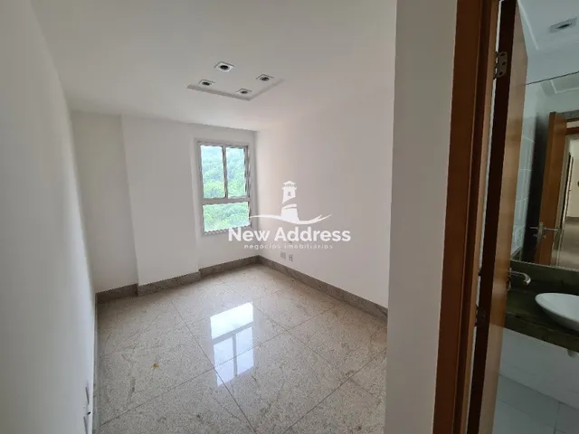 Imagem 4: Para quem busca 4 Qts sendo 3 suítes com 141,63 m2, na Praia da Costa, 2 vagas de