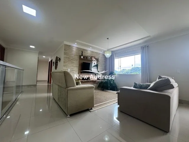 Imagem: Casa Duplex á Venda em Domingo Martins