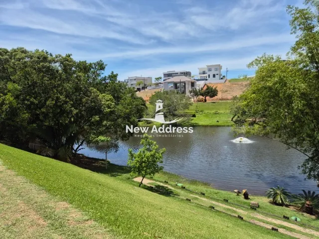 Imagem 7: Lote plano na parte alta do Riviera Park, com ótima localização, privacidade e lazer