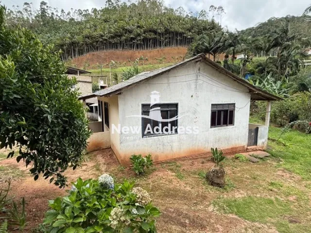 Imagem 6: Duas casas construídas em terreno de 480m². Escriturado. Oportunidade em Marechal
