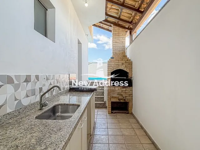 Imagem 12: Cobertura duplex de frente para o mar com 4 quartos, piscina e churrasqueira à venda na