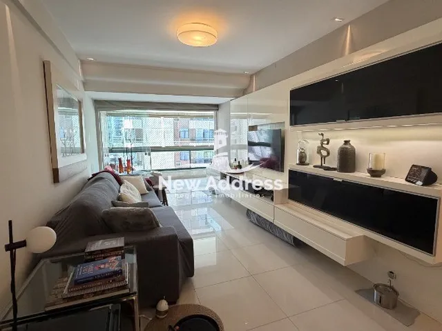 Imagem 8: Venha viver a sensação de acordar e dar de cara para o mar neste incrível apartamento