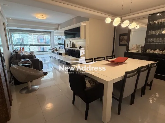 Imagem 3: Venha viver a sensação de acordar e dar de cara para o mar neste incrível apartamento