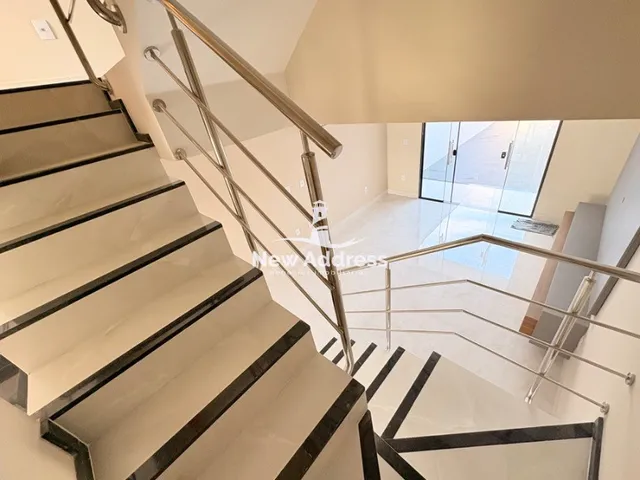 Imagem 3: Casa Triplex à venda em Interlagos! Com Piscina e Churrasqueira