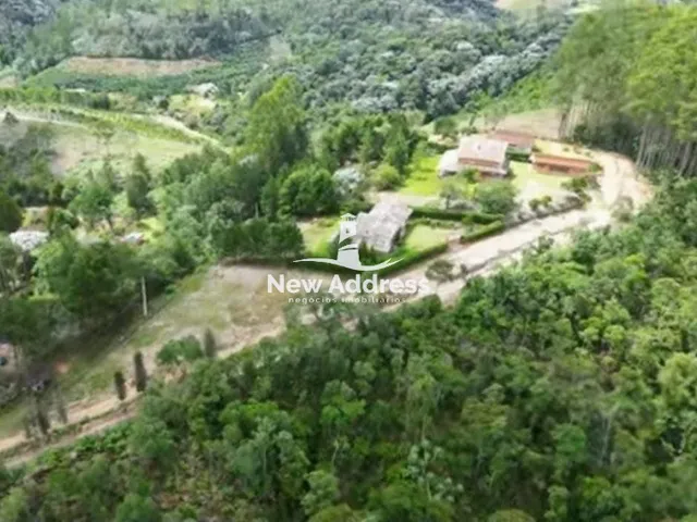 Imagem: Terreno de 1.796 m² no Condomínio Recanto