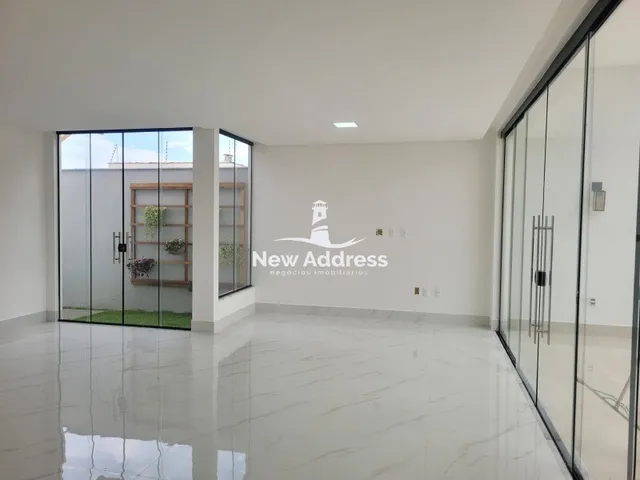 Imagem 15: Casa linear recém-construída em Interlagos, de 210 m² com 3 suítes