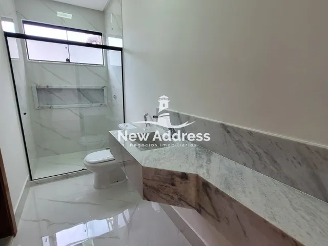 Imagem 16: Casa linear recém-construída em Interlagos, de 210 m² com 3 suítes