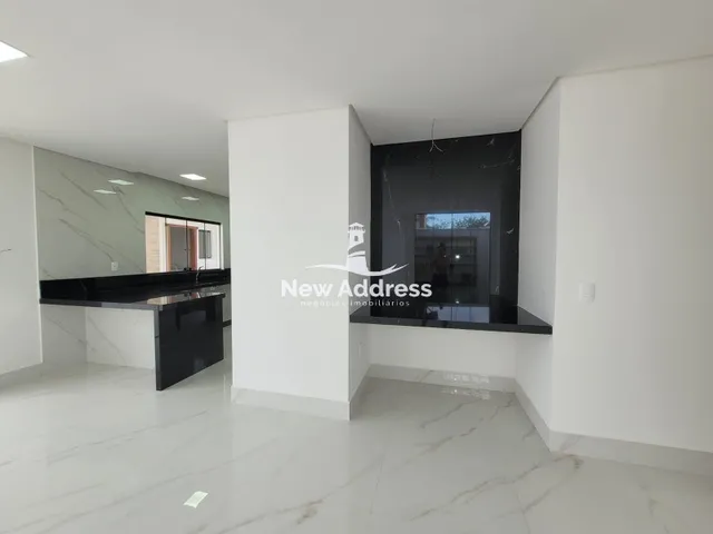 Imagem 11: Casa linear recém-construída em Interlagos, de 210 m² com 3 suítes