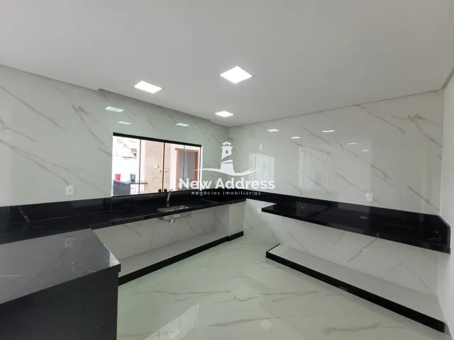 Imagem 2: Casa linear recém-construída em Interlagos, de 210 m² com 3 suítes