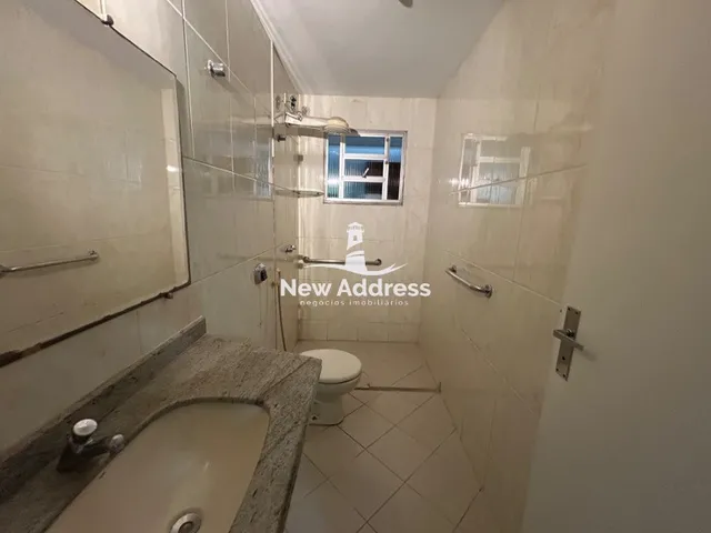 Imagem 2: Casa com quintal e ponto comercial independente, 3 quartos (1 suíte) e kitnet nos