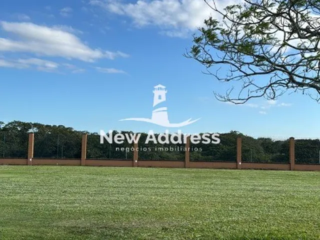 Imagem 2: Terreno plano de 540m² em Alphaville Jacuhy com projeto pronto para construir