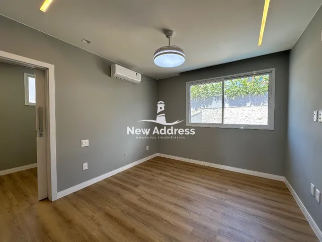 Imagem 5: Casa de 440m², com vista para reserva, piscina e hidromassagem, à venda no Riviera Park