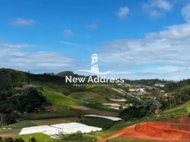 Imagem: Terreno com 2.757,92 m² à Venda em Santa