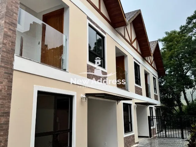 Imagem: Casa moderna com 3 Quartos à venda em Domingos