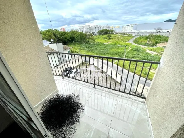 Imagem 2: Apartamento 2Q com Varanda, Vista Livre e Lazer. Financia! Em Colina de Laranjeiras, Serra