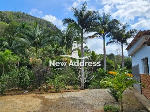 Imagem: Sítio com 20.000m² e Casa Charmosa de