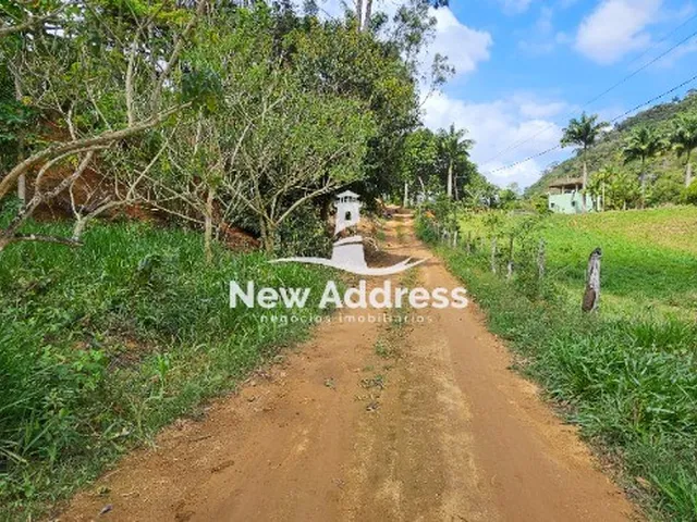 Imagem 5: Sítio com 20.000m² e Casa Charmosa de 140m², 2 Quartos, 2 Tanques de Peixe e Área de