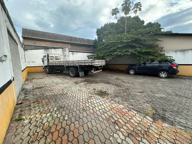 Imagem 3: Oportunidade Imperdível! Terreno com 2.000m² em Santa Lúcia - Vitória