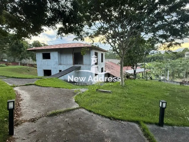 Imagem 4: Casa no Retiro do Congo: 4 andares, terreno 4 mil m², piscina de 90 m², 5 suítes, 4