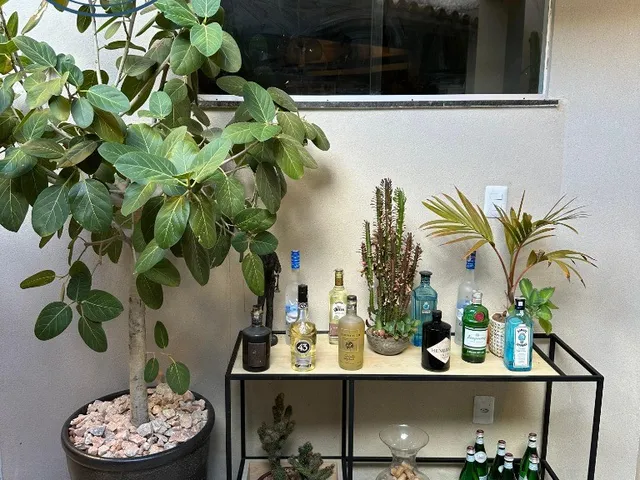 Imagem 5: CASA À VENDA EM STELLA MARES COM 3 SUÍTES, REFORMADA E EM CONDOMÍNIO COM