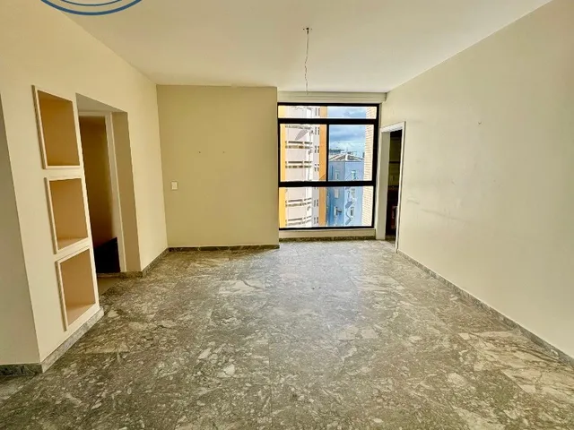 Imagem 14: VENDO APARTAMENTO 249M² COM 3/4, NASCENTE, ANDAR INTERMEDIÁRIO EM RUA TRANQUILA A BARRA!
