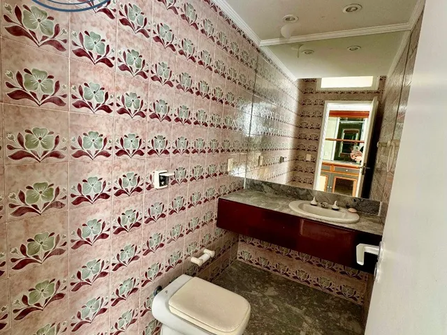 Imagem 8: VENDO APARTAMENTO 249M² COM 3/4, NASCENTE, ANDAR INTERMEDIÁRIO EM RUA TRANQUILA A BARRA!
