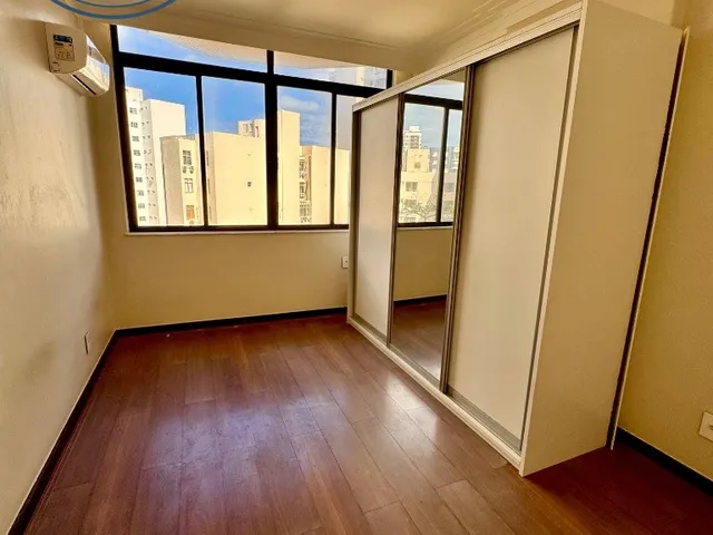 Imagem 7: VENDO APARTAMENTO 249M² COM 3/4, NASCENTE, ANDAR INTERMEDIÁRIO EM RUA TRANQUILA A BARRA!