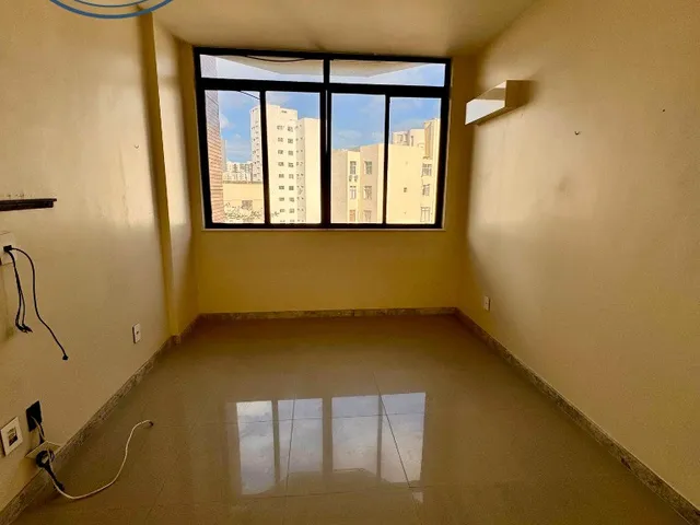 Imagem 10: VENDO APARTAMENTO 249M² COM 3/4, NASCENTE, ANDAR INTERMEDIÁRIO EM RUA TRANQUILA A BARRA!