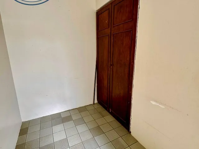 Imagem 11: VENDO APARTAMENTO 249M² COM 3/4, NASCENTE, ANDAR INTERMEDIÁRIO EM RUA TRANQUILA A BARRA!