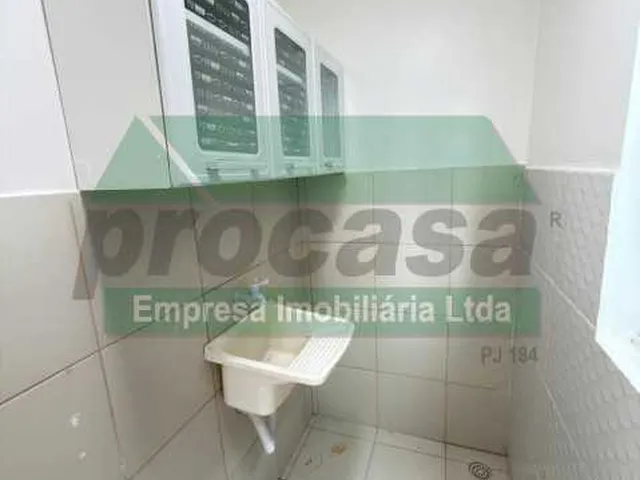 Imagem 4: ALUGA-SE APARTAMENTO NO PARQUE DEZ DE NOVEMBRO