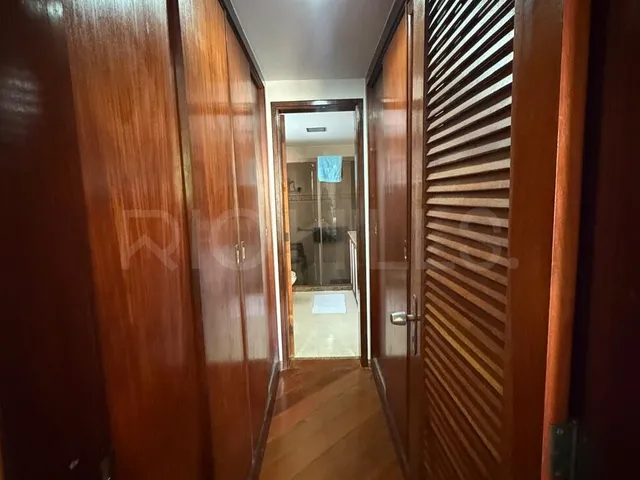 Imagem 2: Apartamento de 3 quartos à venda no Ed. Luna Goes, com 190m², em Santa Rosa, Niterói/RJ