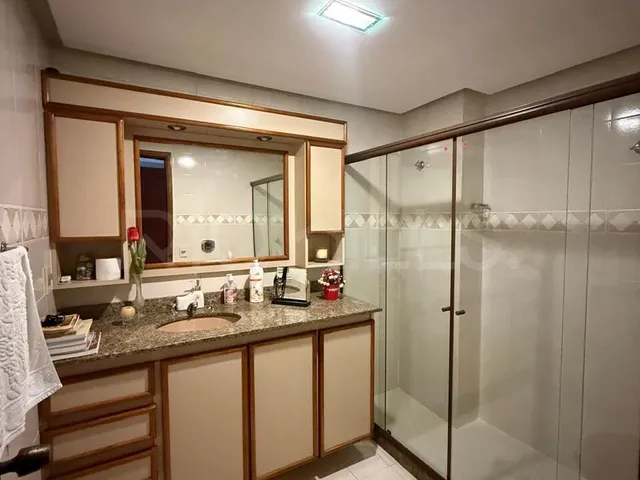 Imagem 14: Apartamento de 3 quartos à venda no Ed. Luna Goes, com 190m², em Santa Rosa, Niterói/RJ
