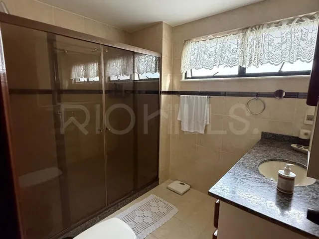 Imagem 7: Apartamento de 3 quartos à venda no Ed. Luna Goes, com 190m², em Santa Rosa, Niterói/RJ