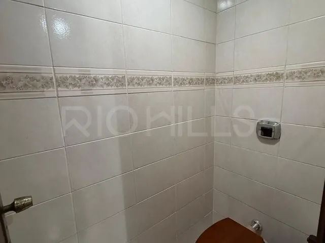 Imagem 10: Apartamento de 3 quartos à venda no Ed. Luna Goes, com 190m², em Santa Rosa, Niterói/RJ