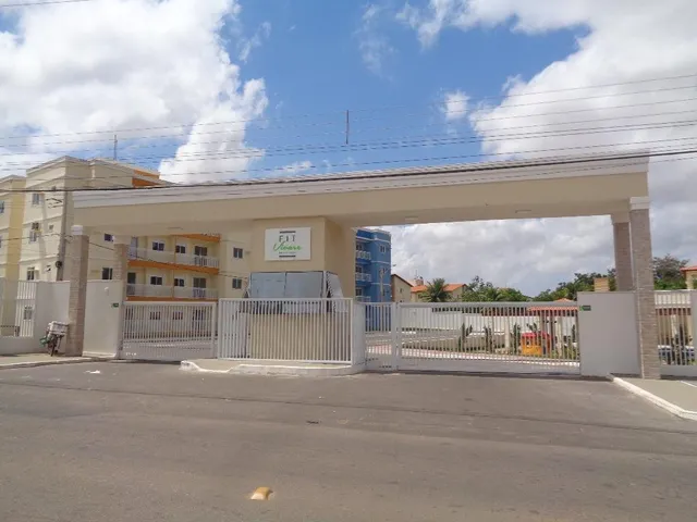 Imagem: O apartamento possui 2 Dormitórios, 1 Suíte, 2 Banheiros
