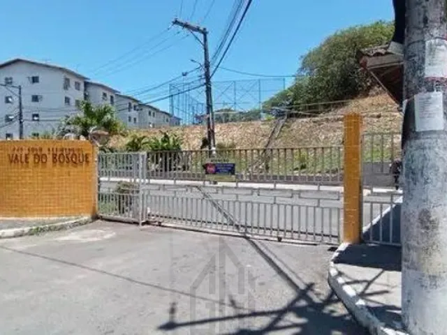 Imagem: Apartamento reformado com 2/4, sala, 3º