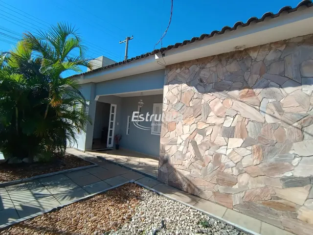 Imagem: Belíssima casa na Tancredo Neves com 3