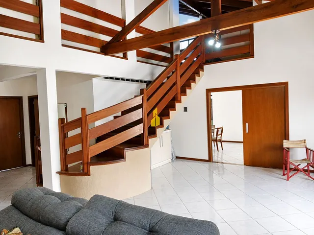 Imagem 14: Casa com 5 dormitórios, terreno amplo em área nobre