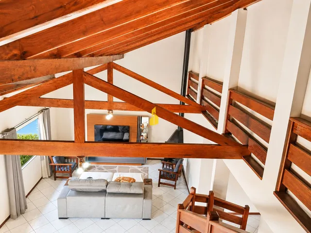 Imagem 9: Casa com 5 dormitórios, terreno amplo em área nobre