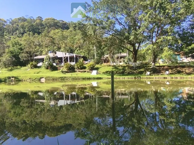 Imagem: Rancho à venda no bairro Seis Maria - Morretes/PR