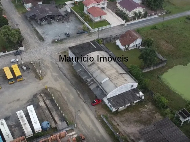 Imagem 2: Galpão Comercial no centro da cidade de Taió. Terreno com 1.500m², Galpão com 750,00
