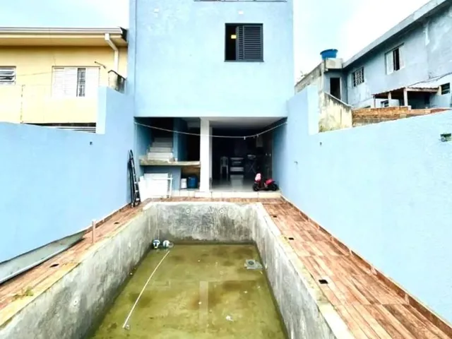 Imagem 3: Sobrado À Venda no Bairro Alvinópolis com Piscina  Atibaia/Sp