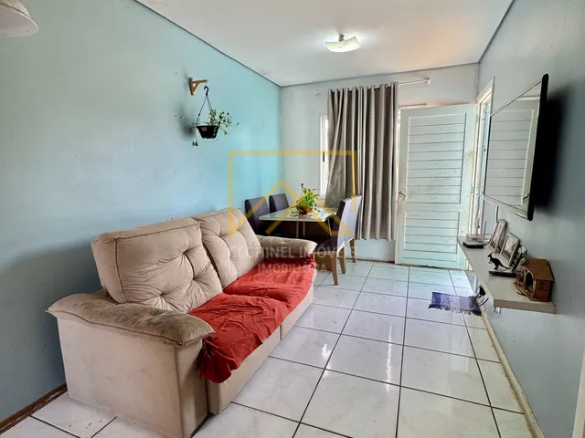 Imagem 2: Casa à venda no bairro Chácara das Rosas - Cachoeirinha/RS