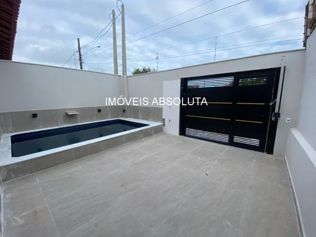 Imagem: Casa Nova com Dois Dormitórios e Piscina
