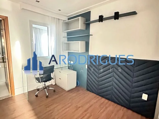 Imagem 2: Apartamento à Venda em Pituaçu Nascente Vista Mar em Condomínio Alto Padrão 200m²