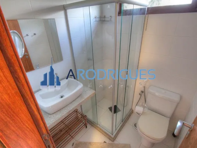 Imagem 7: Casa à Venda em Condomínio Fechado Praia do Forte Mobiliado Aceita Financiamento